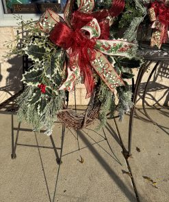 Alternative view of Cemetery Wreath